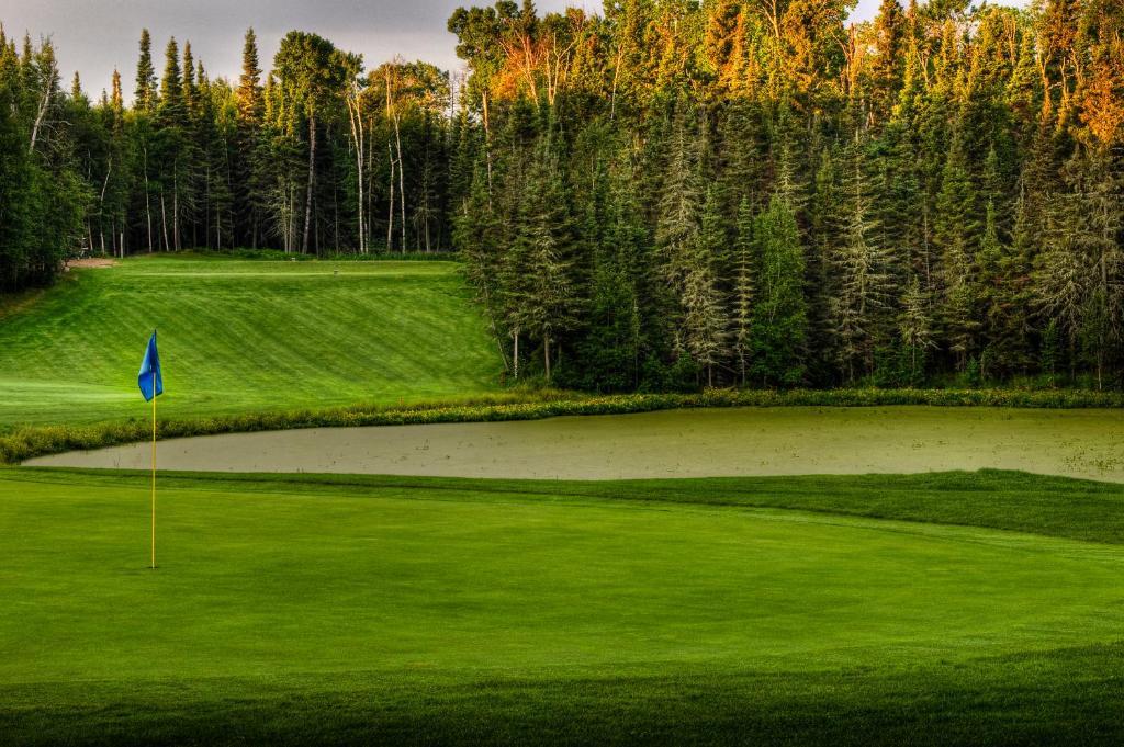 Elk Ridge Resort Prince Albert Exterior photo